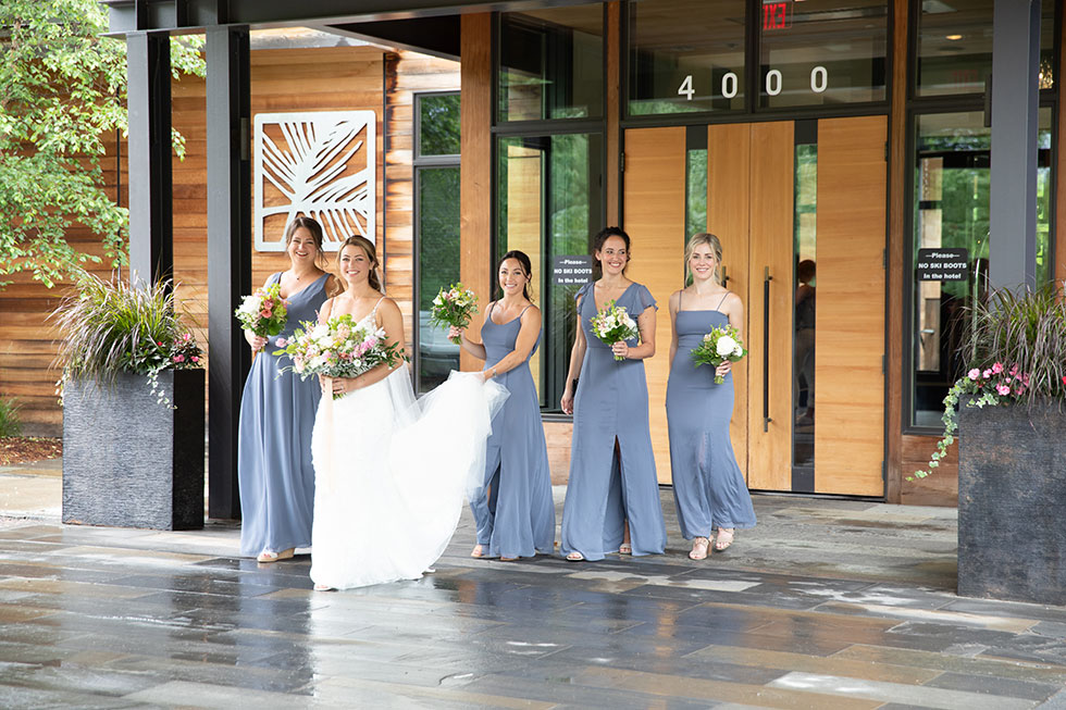 bridesmaids leaving hotel